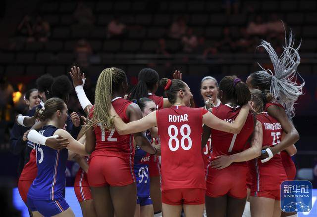 世界女排联赛(中国北京站):法国队胜比利时队