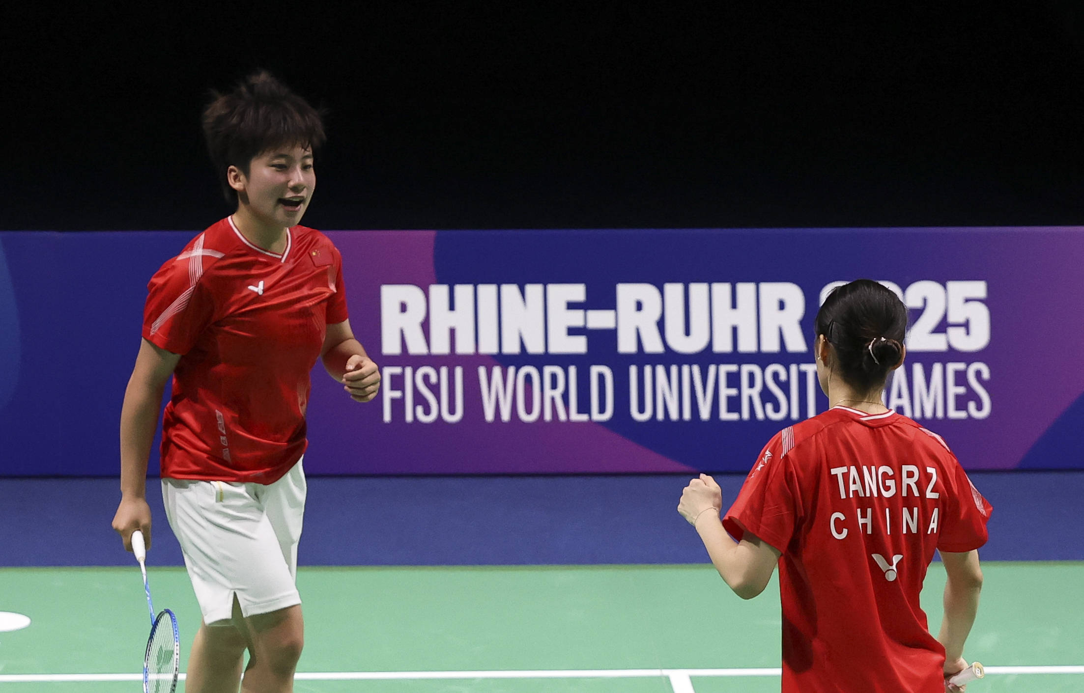 (体育)大运会——羽毛球混合团体小组赛:中国队胜西班牙队