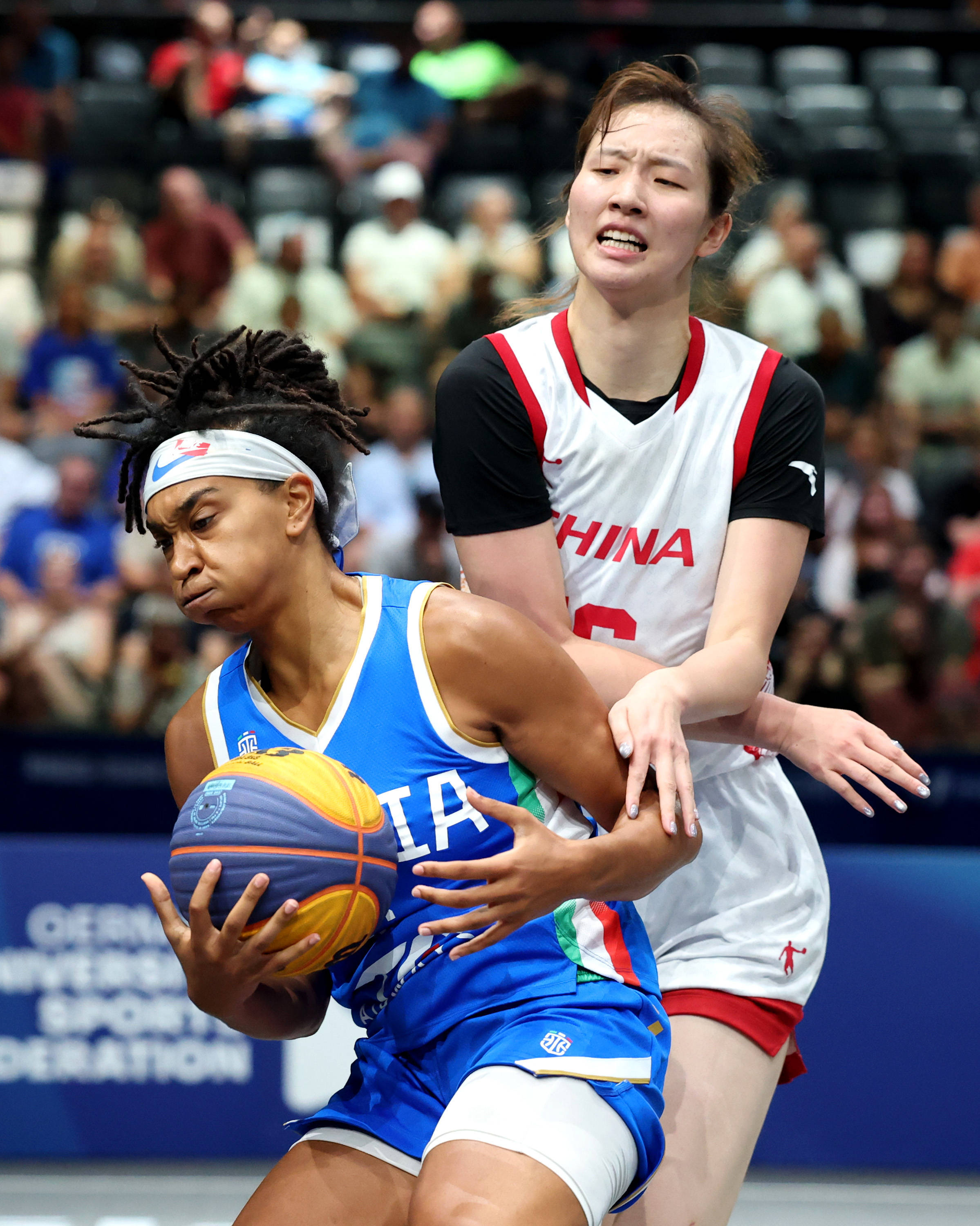 （体育）大运会——女子三人篮球：中国队晋级四强