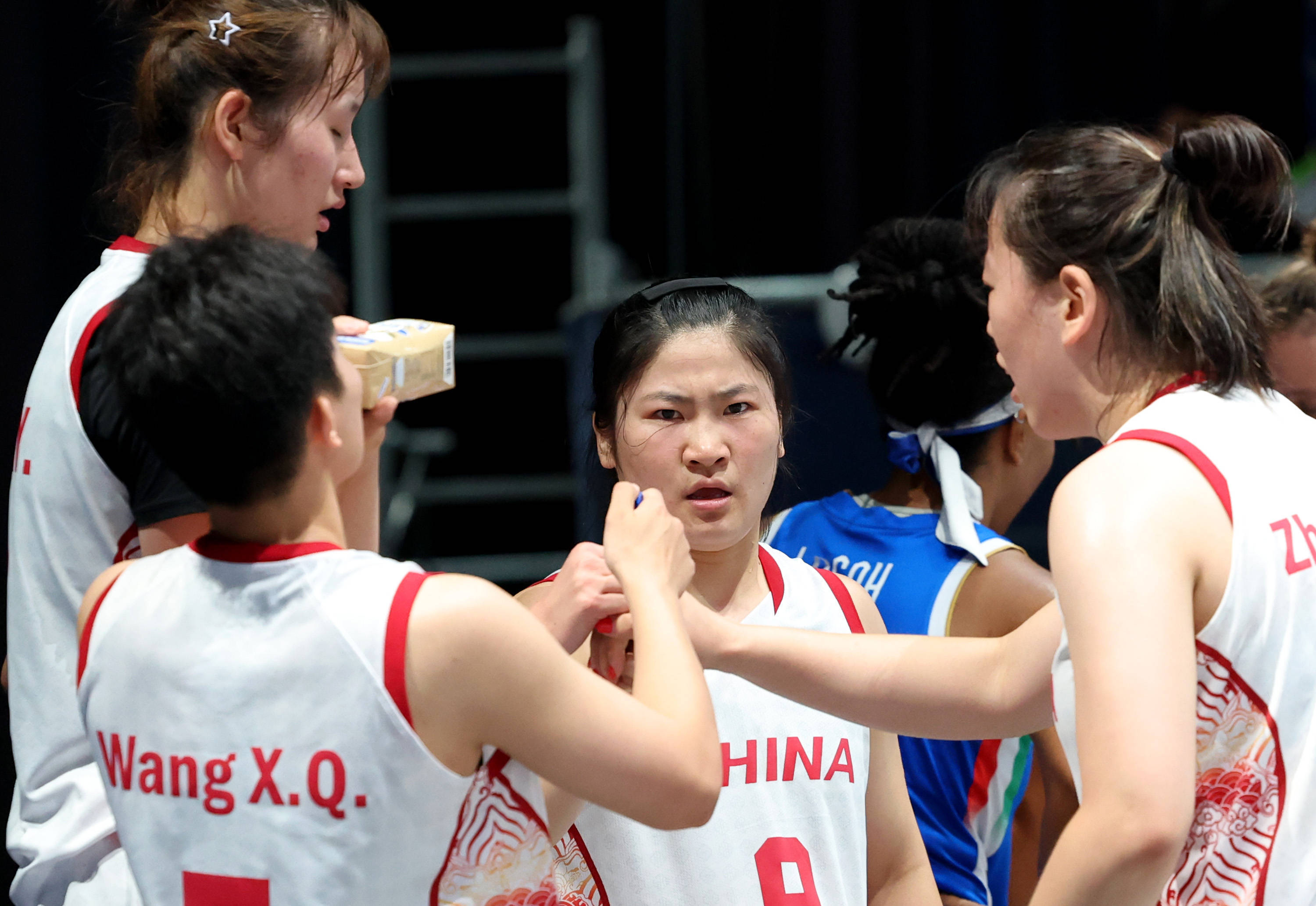 （体育）大运会——女子三人篮球：中国队晋级四强