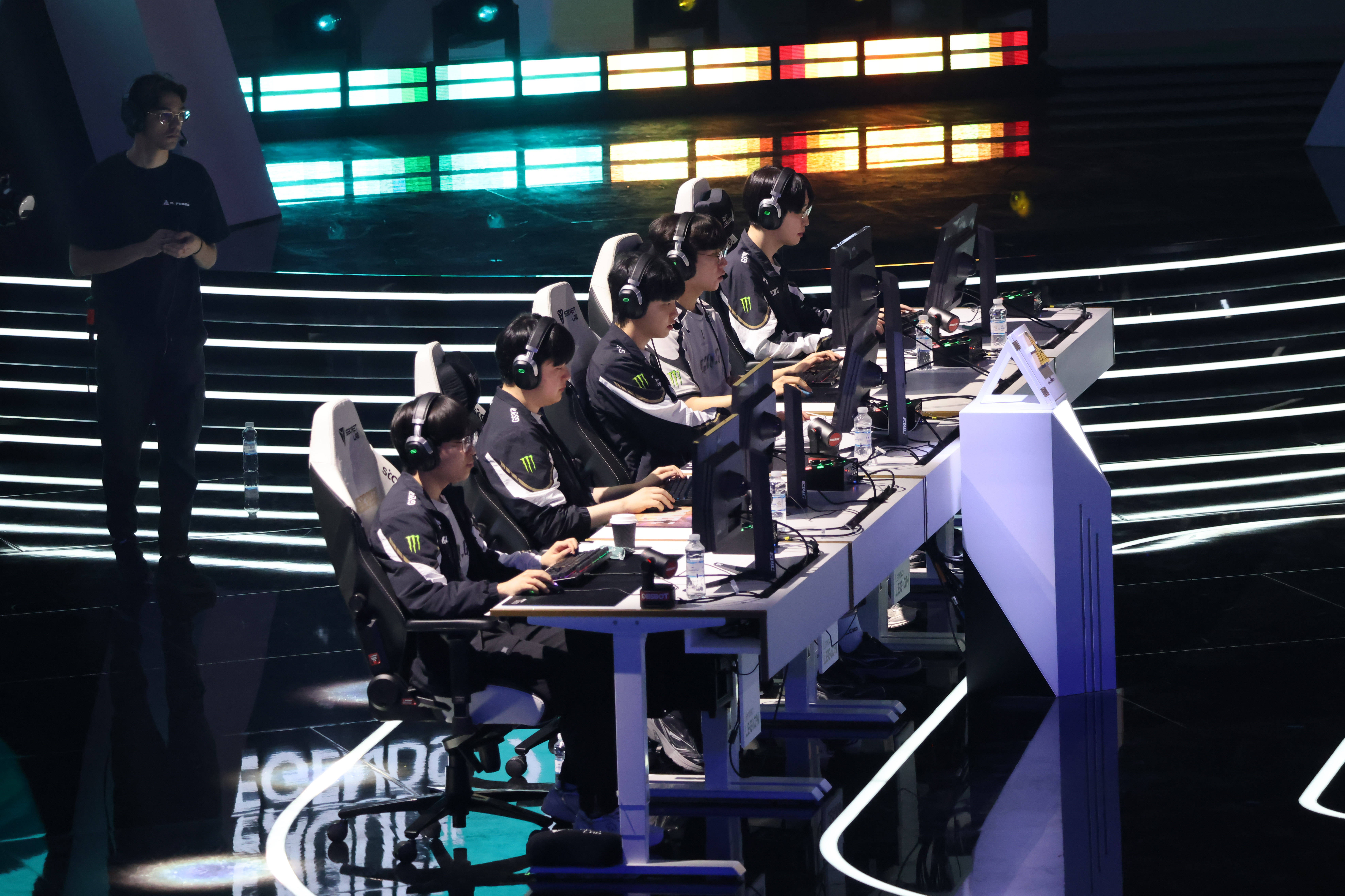 （体育）电子竞技——电竞世界杯：中国战队AG.AL获英雄联盟项目亚军