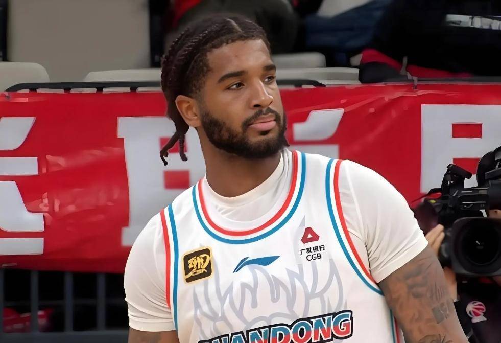 辽宁男篮接触新外援，NBA八号秀内线悍将有望加盟，场均20分8篮板