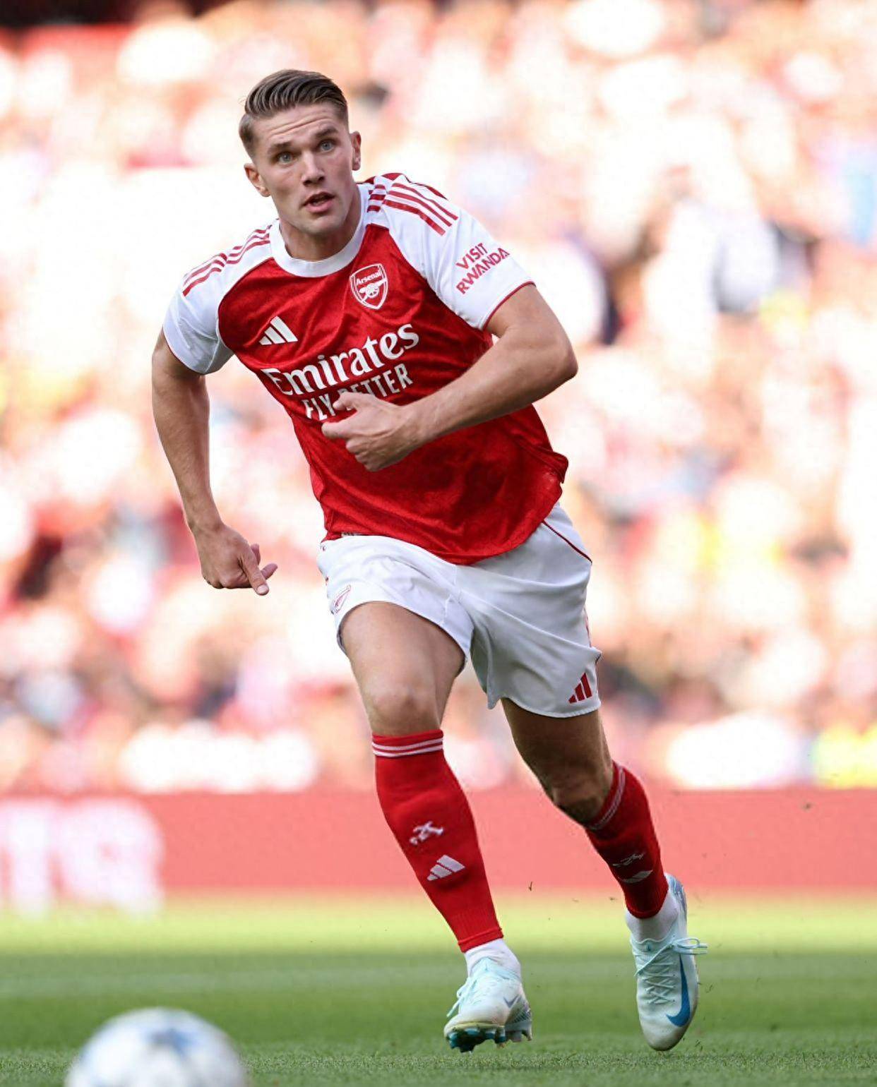 2亿欧引援！阿森纳热身赛2-3输球，新老磨合难题待阿尔特塔解决