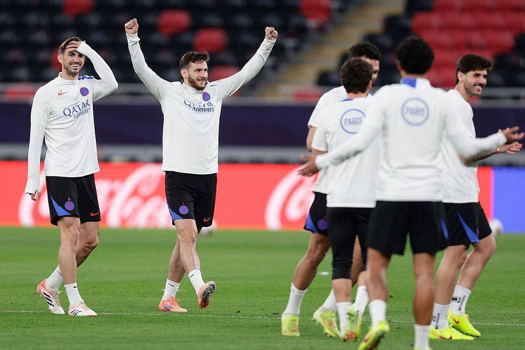 ayxsports-竞彩湃｜大巴黎剑指洲际杯冠军，小蜜蜂联赛杯狙击曼城？